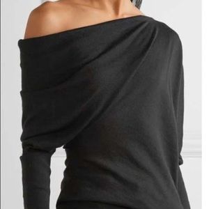 Urban Asymmetric One-Shoulder Ling Sleeve T-shirt Top